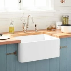 Outlet ⭐ Signature Hardware Reinhard 20-1/8 x 18-1/4 in. Fireclay Single Bowl Farmhouse Kitchen Sink in White 😍