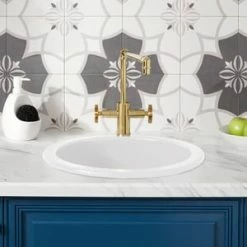 New ⌛ Signature Hardware Derin 18-5/8 x 18-5/8 in. No Hole Fireclay Single Bowl Dual Mount Kitchen Sink in White 💯