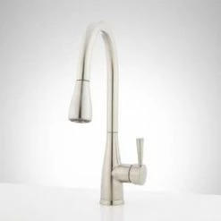 Brand new 🥰 Signature Hardware Calverton Single Handle Pull Down Kitchen Faucet in Stainless Steel 😀