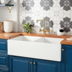 Brand new ✔️ Signature Hardware Arvel 33-1/2 x 18-3/8 in. Composite Double Bowl Undermount Kitchen Sink in White 💯