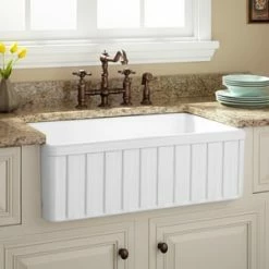 Discount 🧨 Signature Hardware Oldham 30-1/2 x 18-3/8 in. Fireclay Single Bowl Farmhouse Kitchen Sink in White 😀